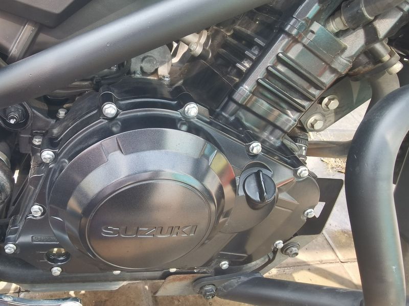 二手豪爵铃木DL250