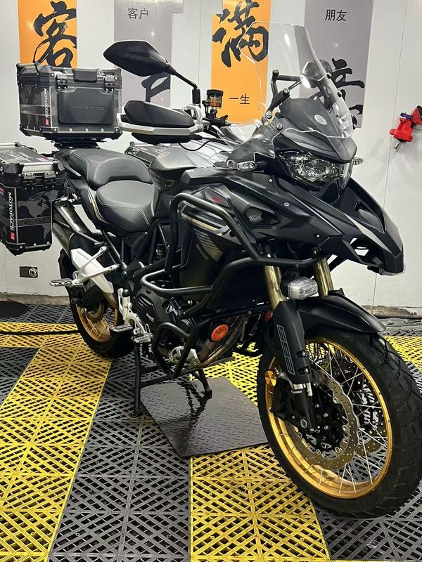 二手贝纳利TRK552