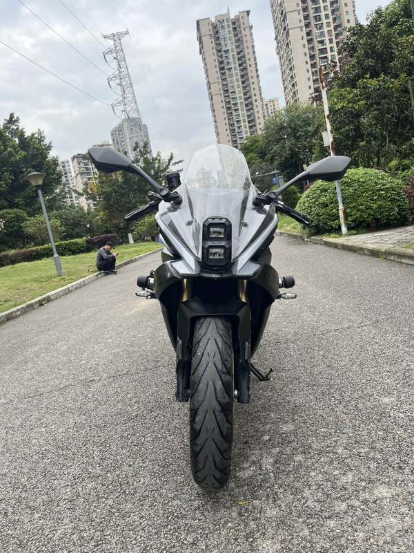 二手贝纳利龙卷风 Tornado 552R