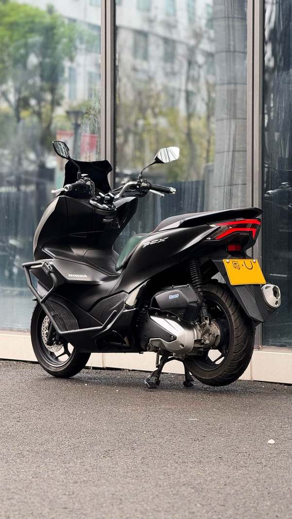 二手五羊本田PCX