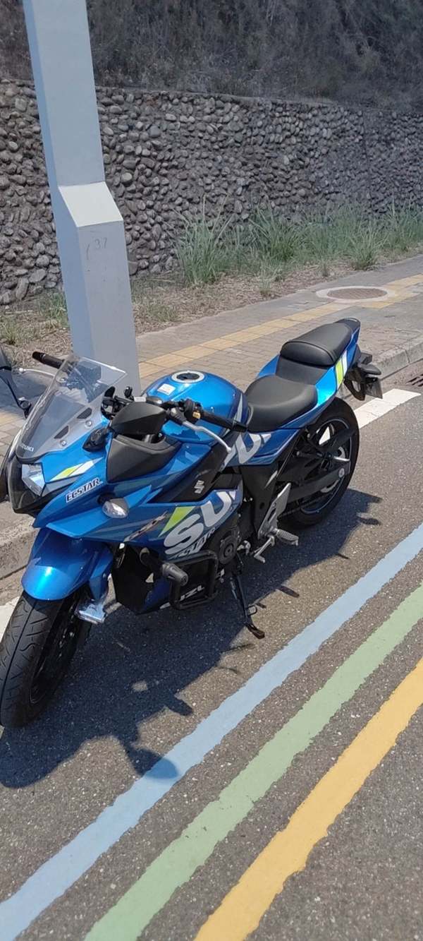 二手豪爵铃木GSX250R