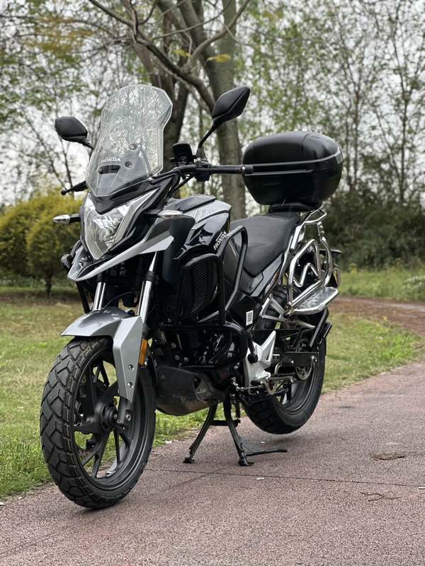 二手五羊本田猛鸷 CB190X