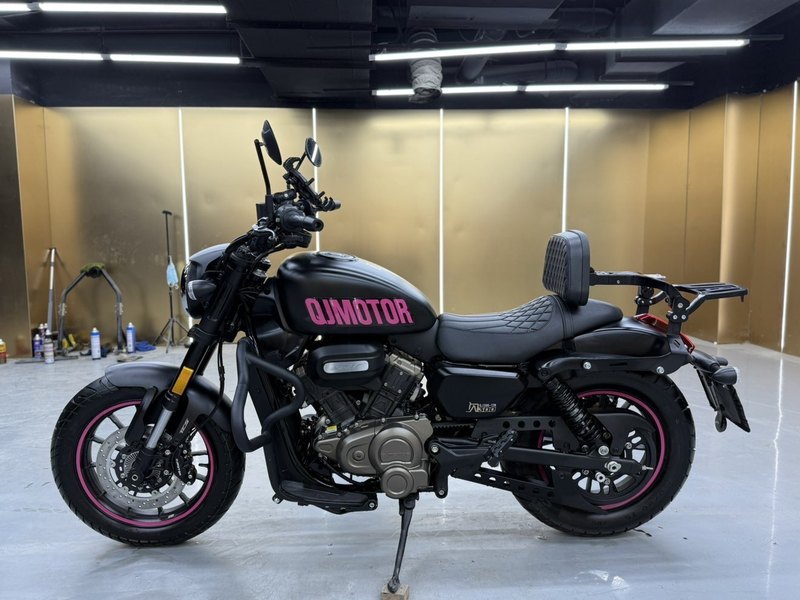 二手QJMOTOR闪300