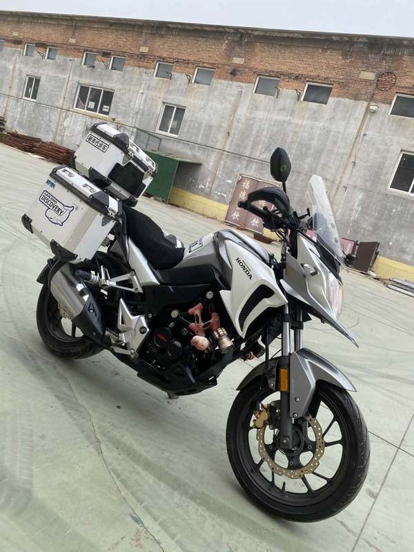 二手五羊本田猛鸷 CB190X