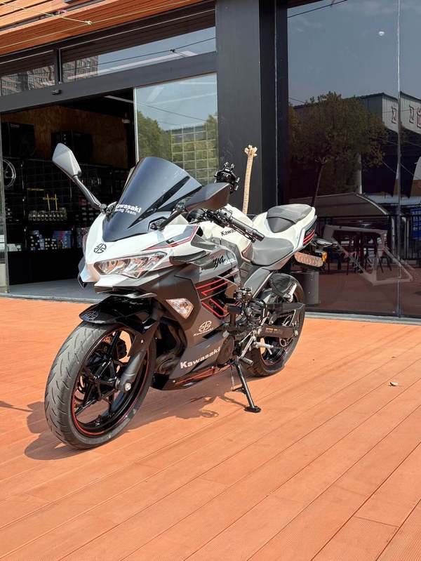 二手川崎Ninja 400
