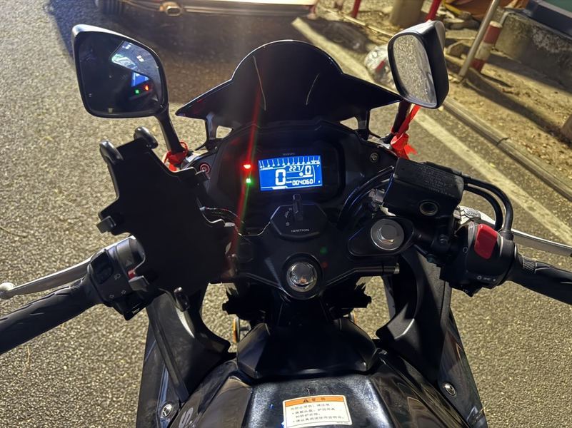 二手豪爵铃木GSX250R