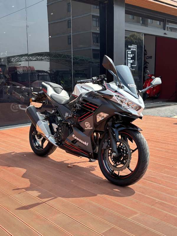 二手川崎Ninja 400