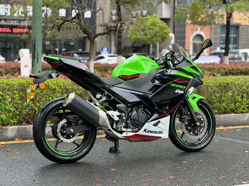 二手川崎Ninja 400