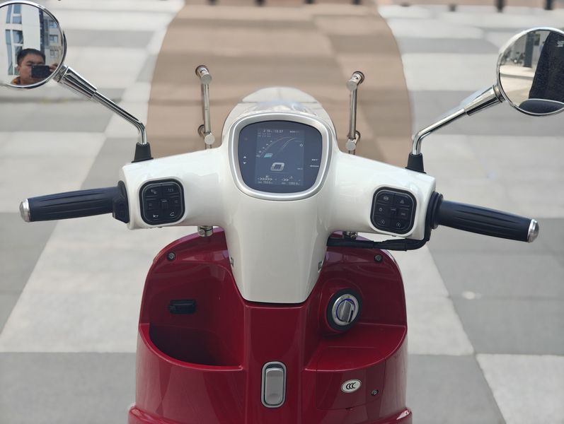 二手南方梦拉丽莎 飞戈