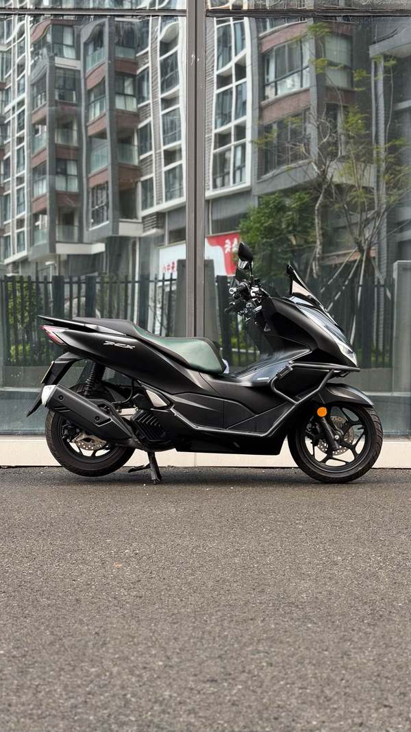 二手五羊本田PCX