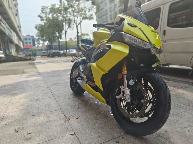 二手阿普利亚RS 660 