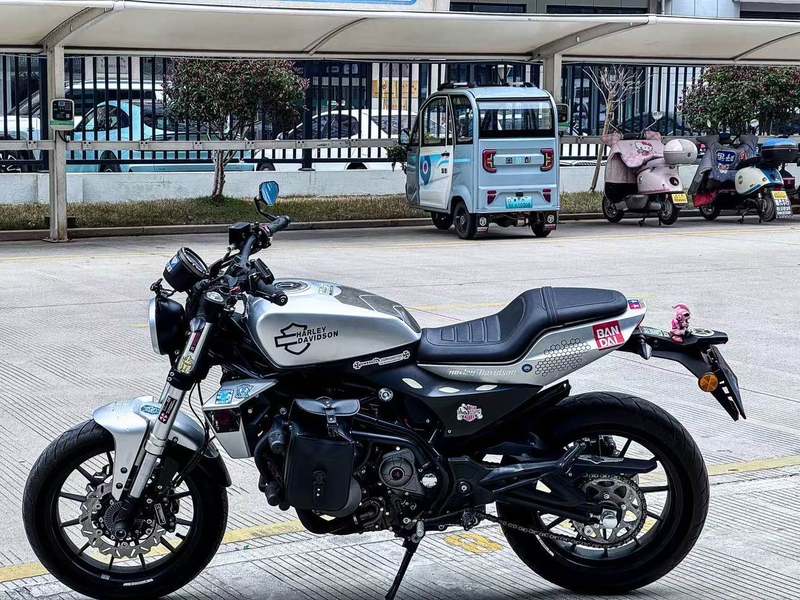 二手哈雷戴维森X 350