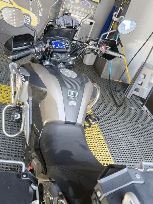 二手五羊本田猛鸷 CB190X