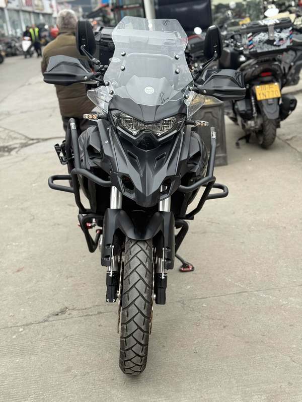 二手贝纳利TRK552