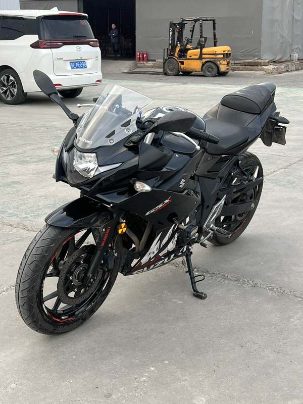 二手豪爵铃木GSX250R