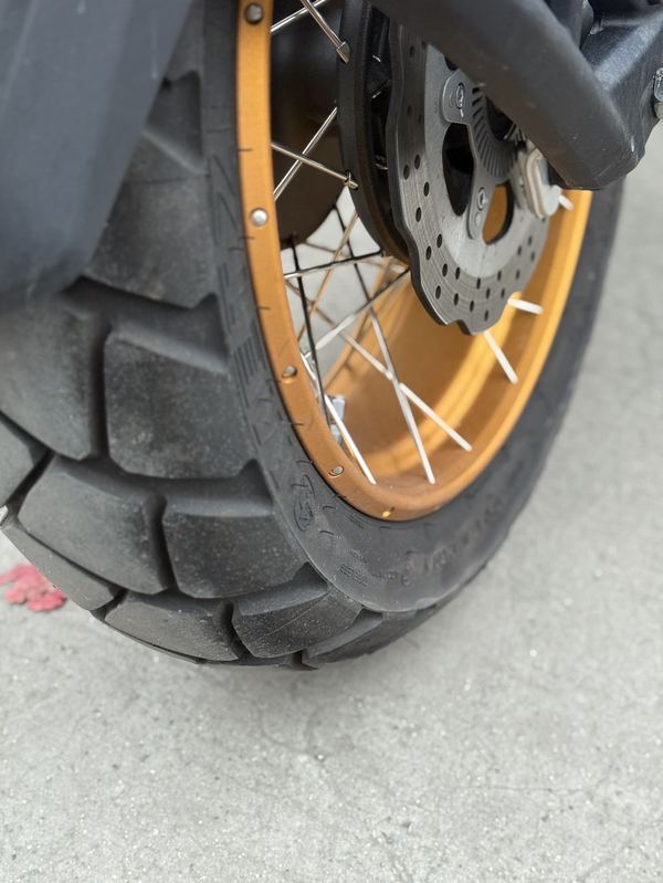 二手贝纳利TRK552