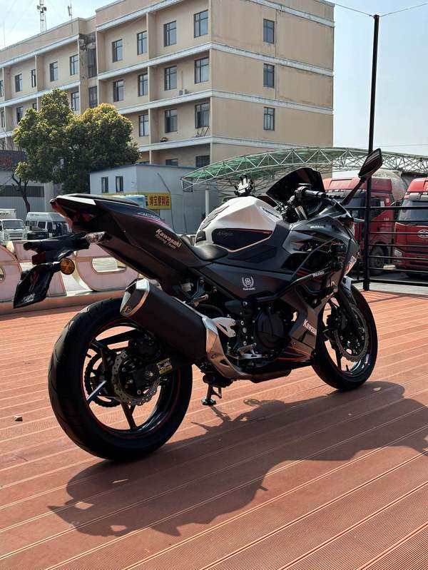 二手川崎Ninja 400