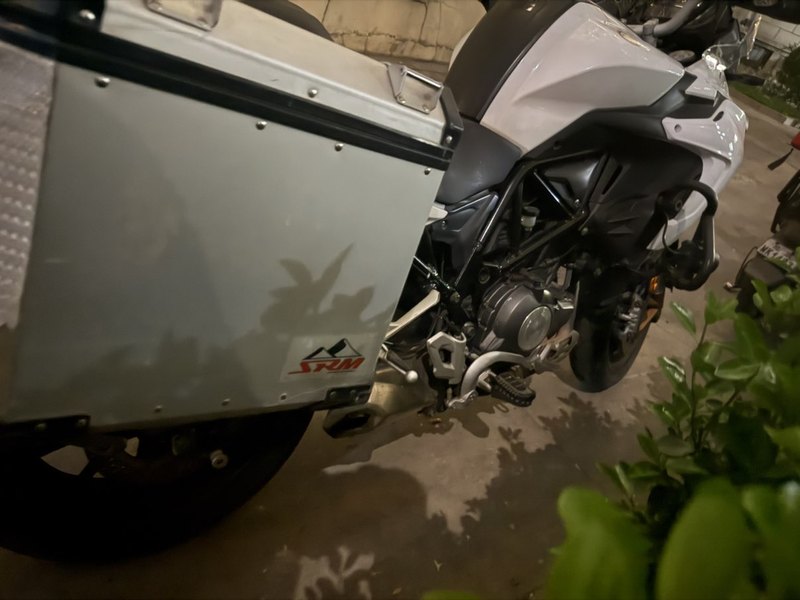 二手贝纳利金鹏 TRK502