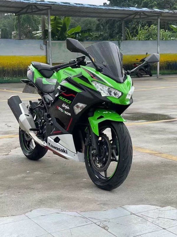 二手川崎Ninja 400