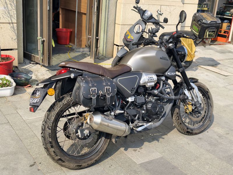 二手五羊本田鸷道 CB190SS