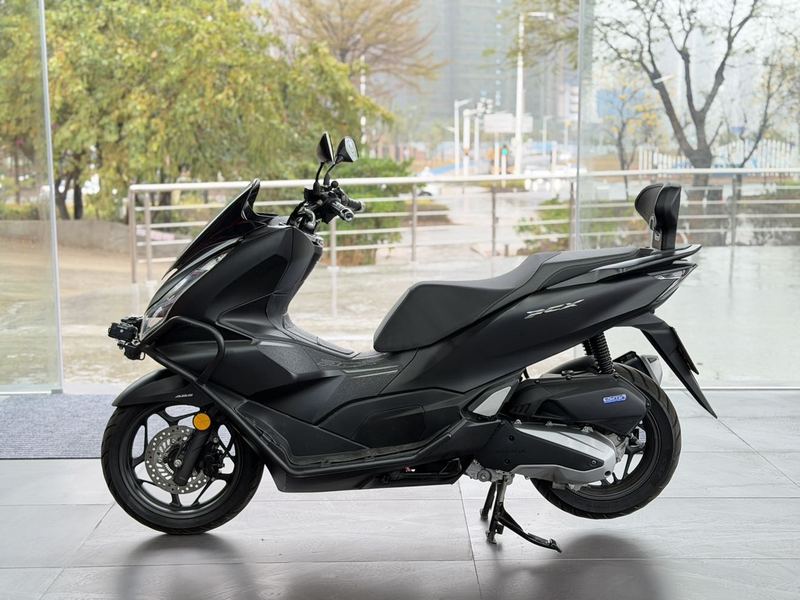 二手五羊本田PCX