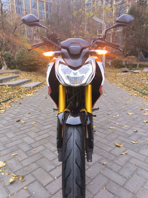 二手五羊本田CB190R 暴锋眼