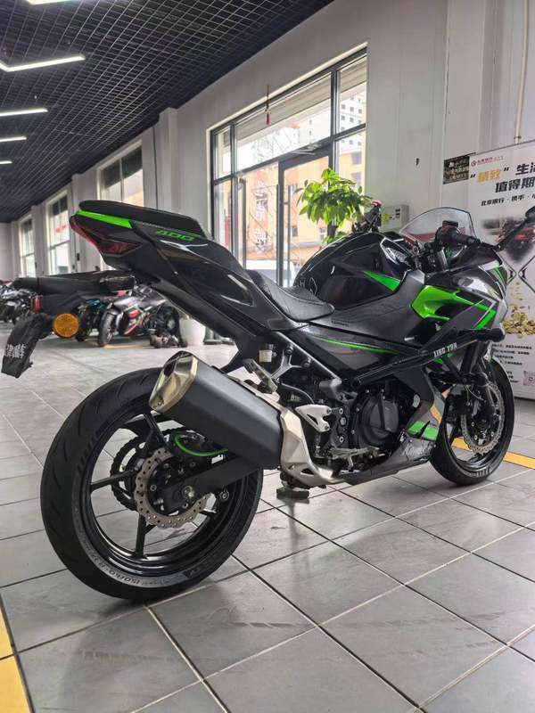 二手川崎Ninja 400