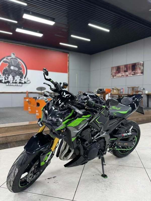 二手川崎Z900