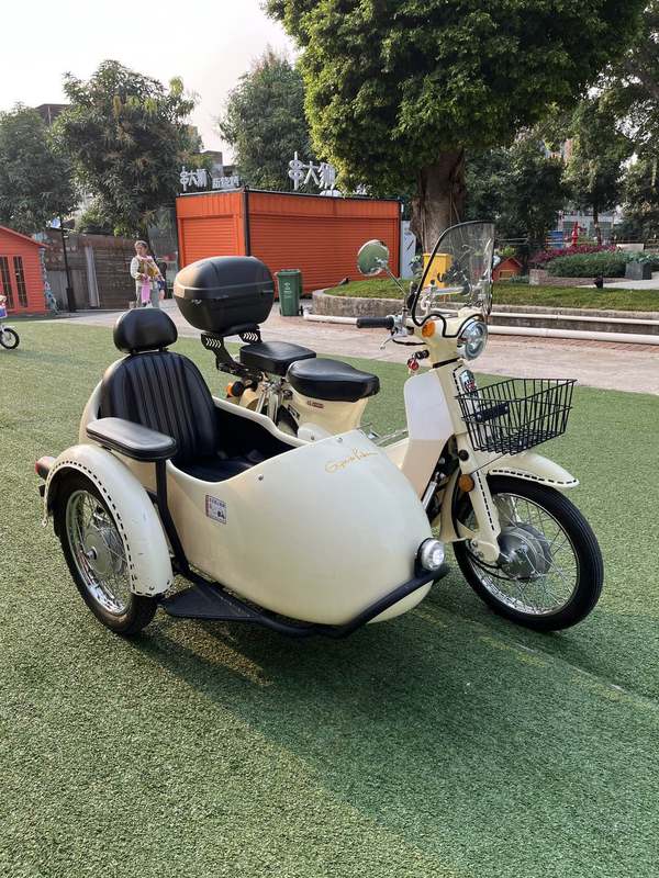 二手嘉陵CoCo 边三轮