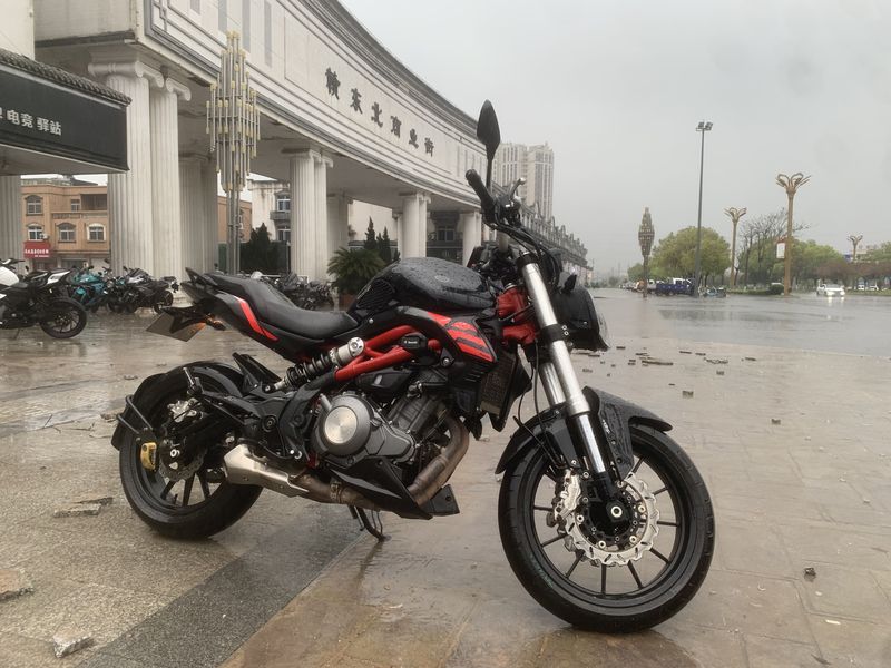 二手贝纳利蓝宝龙 BN302S