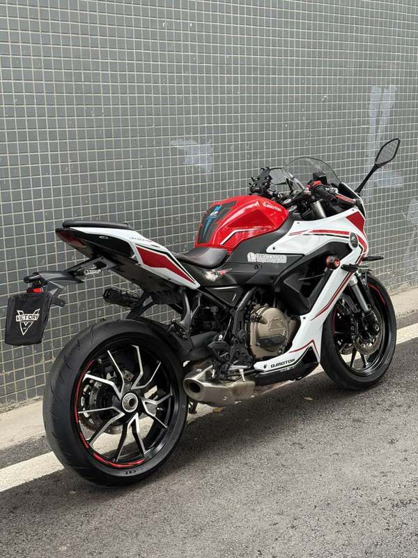 二手QJMOTOR赛400