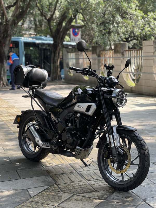 二手新大洲本田CBF190TR