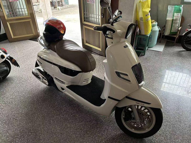 二手南方梦拉丽莎 飞戈