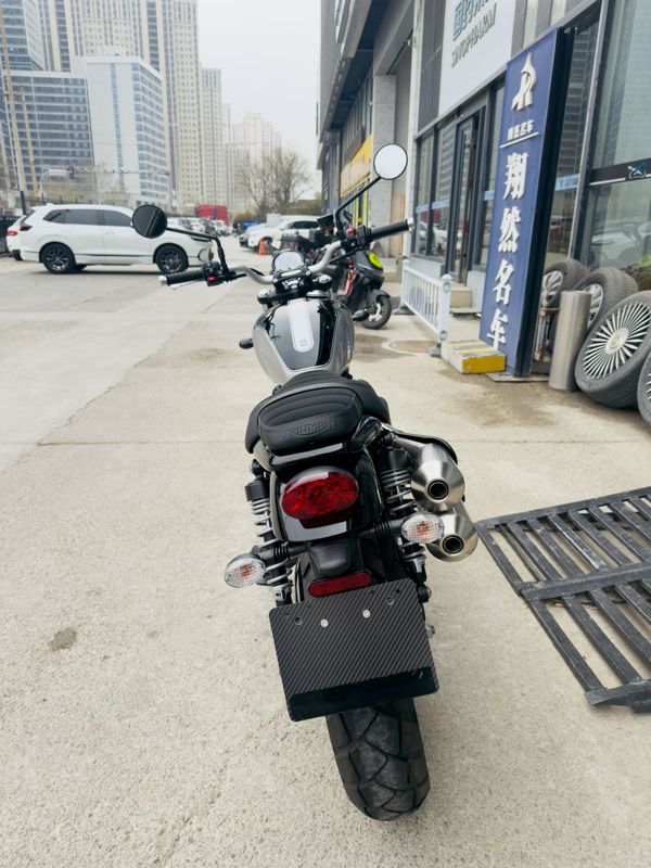 二手凯旋Scrambler 900