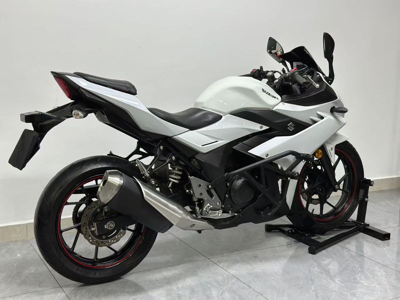 二手豪爵铃木GSX250R
