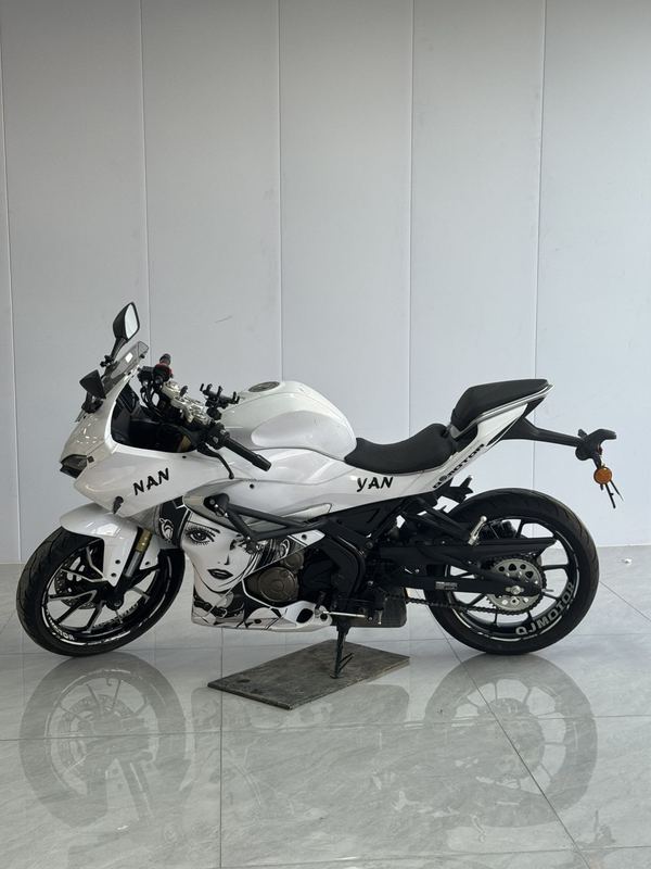 二手QJMOTOR赛250