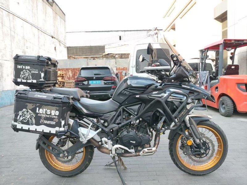 二手贝纳利TRK552