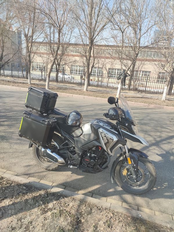 二手五羊本田猛鸷 CB190X