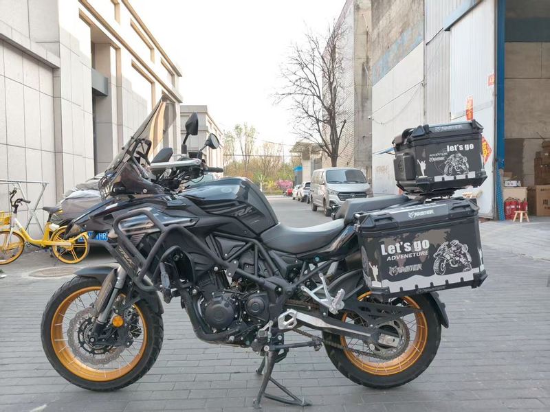 二手贝纳利TRK552