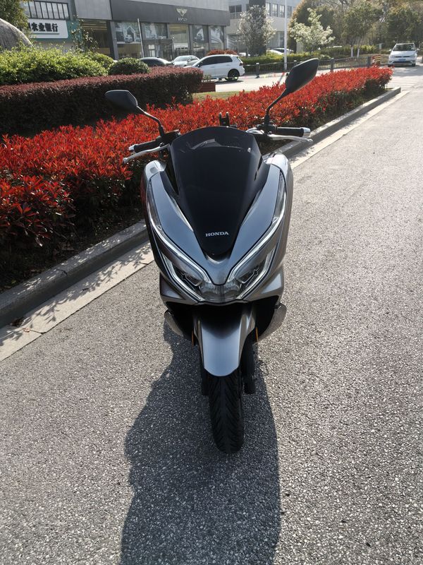 二手五羊本田PCX