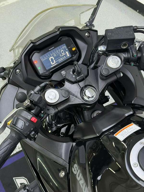 二手豪爵铃木GSX250R