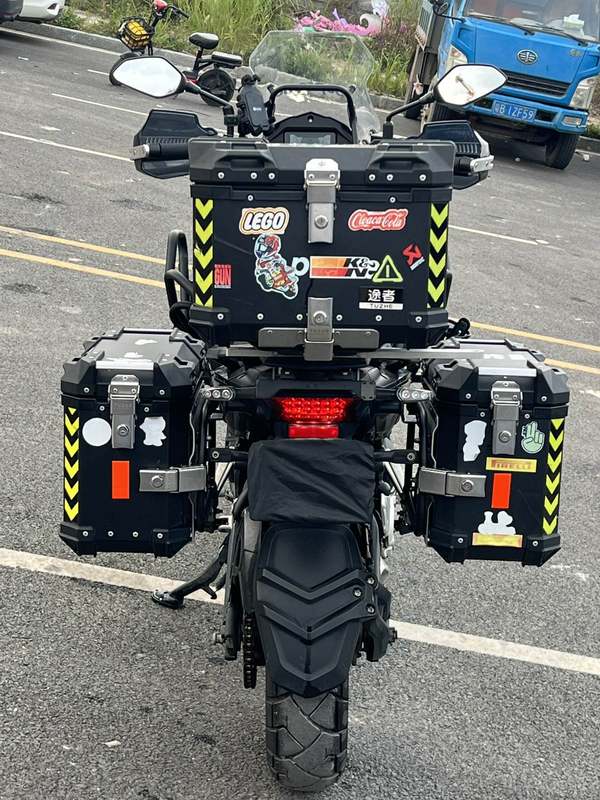 二手贝纳利金鹏 TRK502