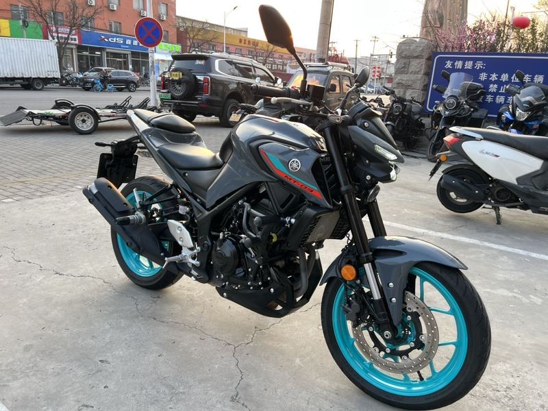 二手雅马哈MT-03