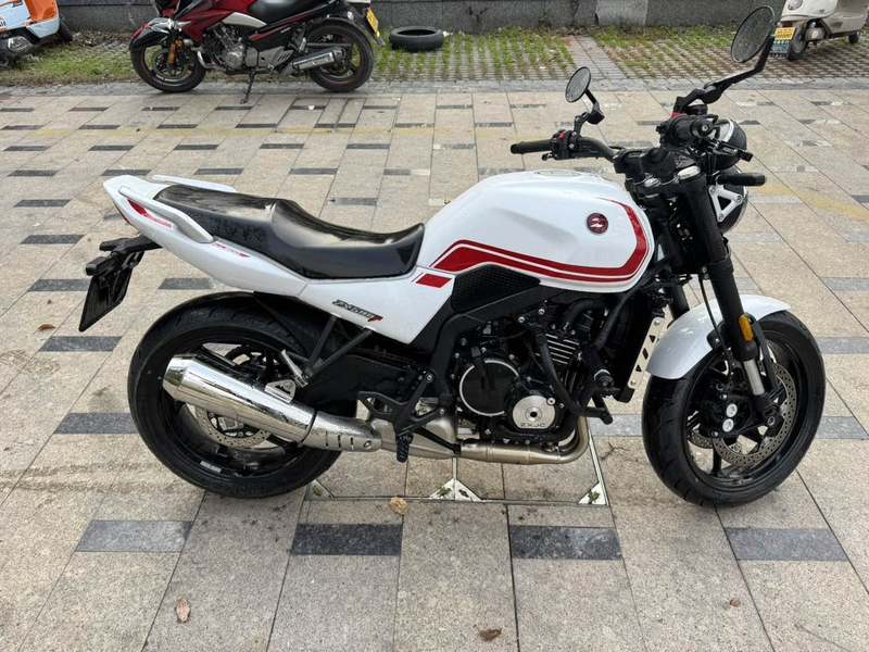 二手张雪机车500F