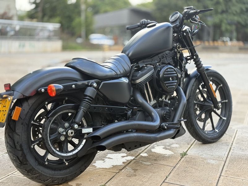 二手哈雷戴维森Iron883 硬汉