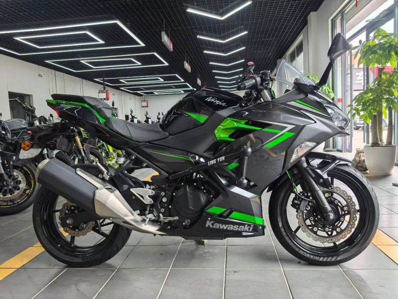 二手川崎Ninja 400