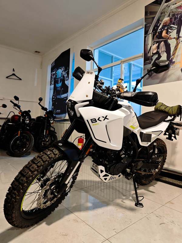 二手贝纳利BKX250