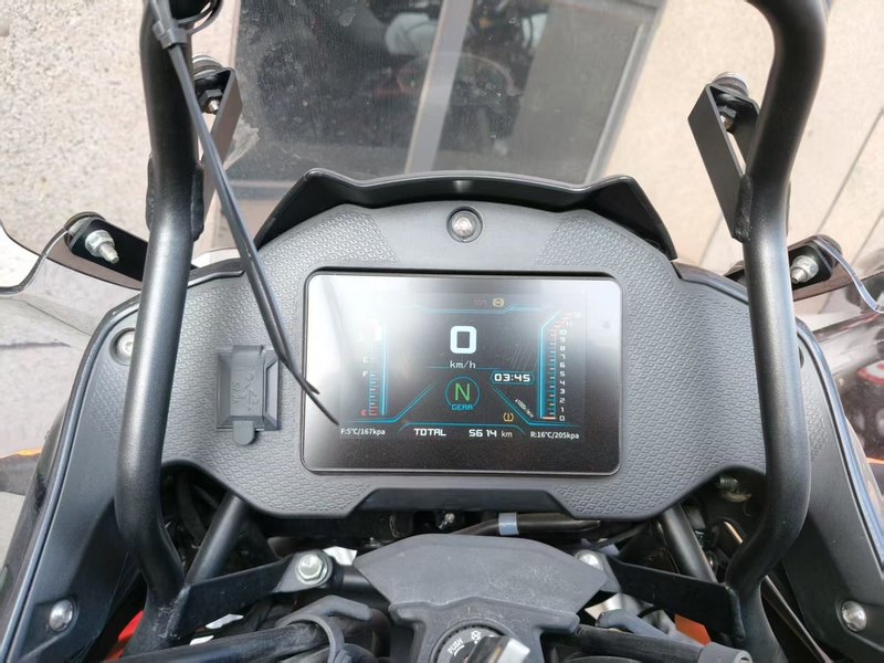 二手贝纳利TRK552