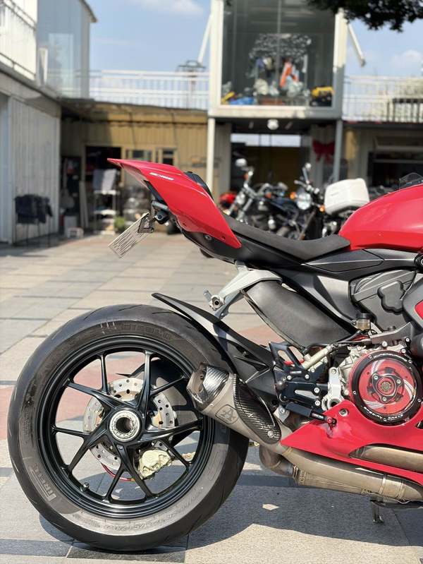 二手杜卡迪Panigale V2