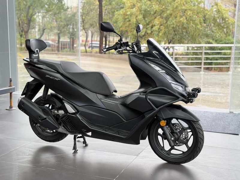 二手五羊本田PCX